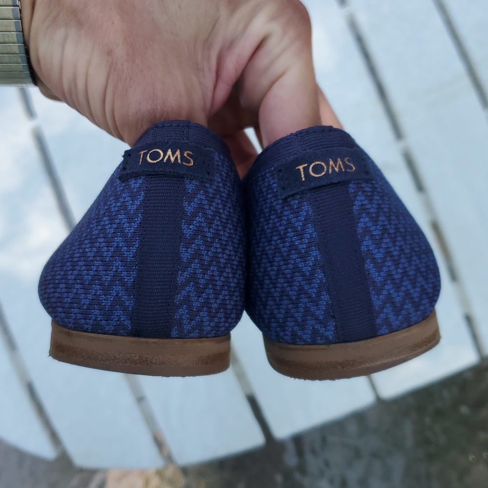 Toms Jutti Neat Navy Repreve Engineered Knit Women's Size 10. GUC With Box - Picture 8 of 10